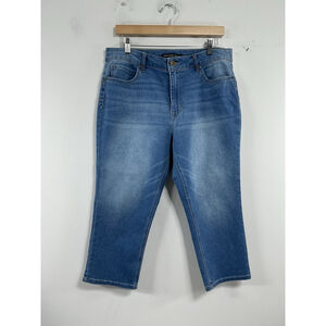 Womans Excellent Condition Pouredinblue Capri Blue Jeans Size 12 0194/B-5